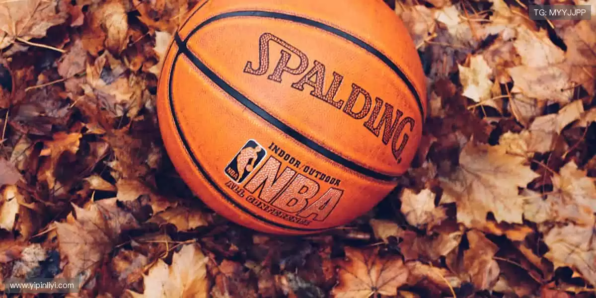 💻全球赛事，同步开启！AI 解说 + 弹幕互动，让观赛更嗨🎉